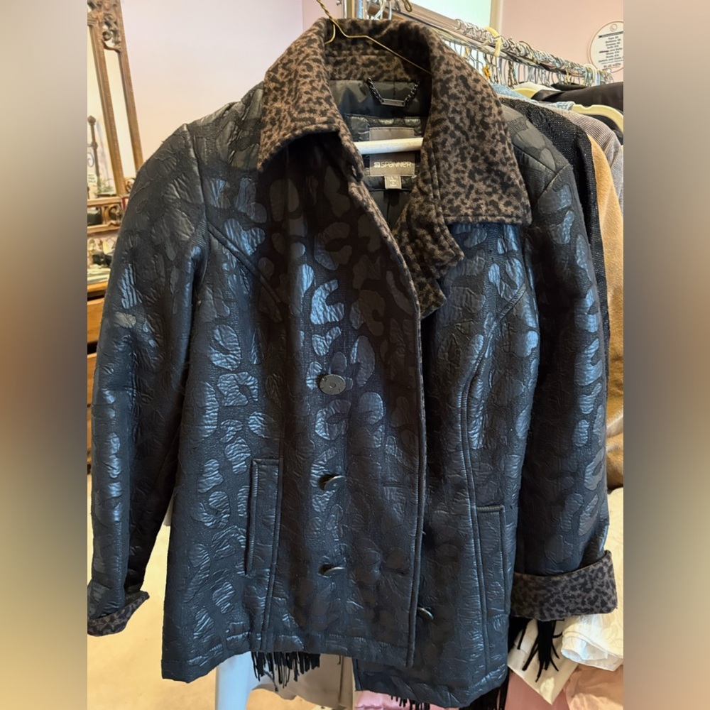 SPANNER Black and Brown Animal Print Coat